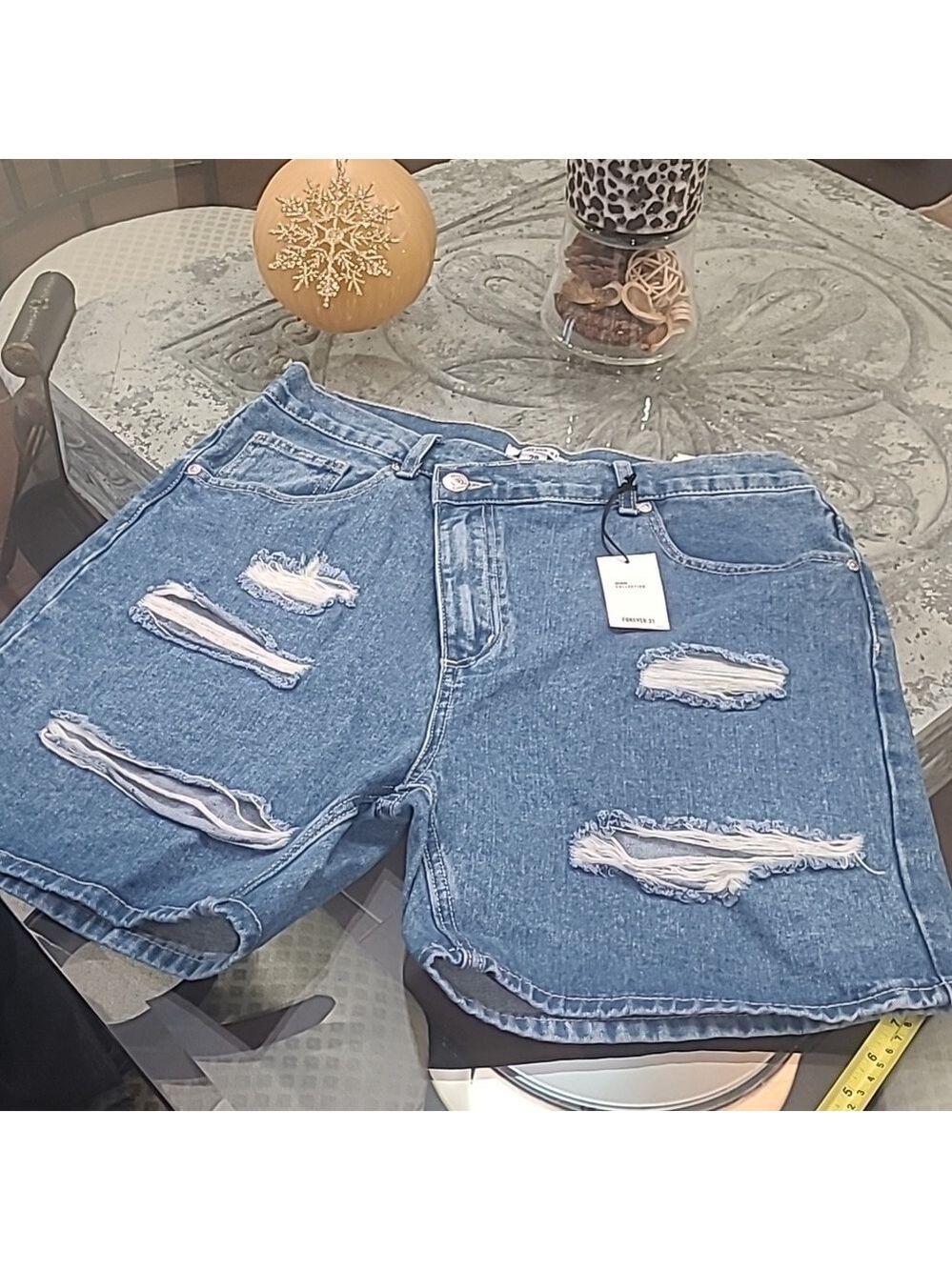 Forever 21 RIPPED JEAN SHORTS DARK WASH 28 NEW